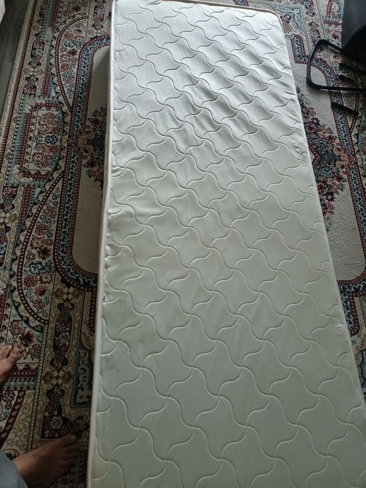 Матрац б/у пружинный