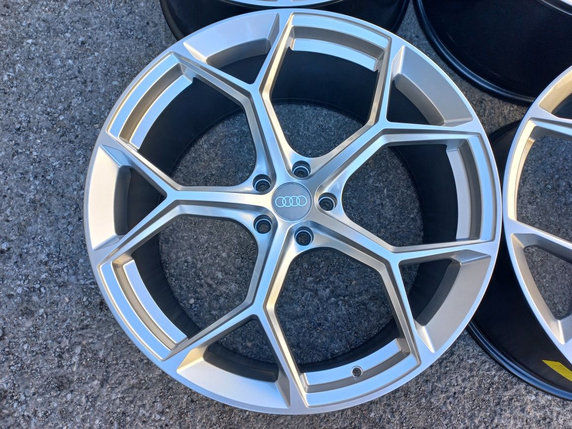 21.Audi RS.Line A6 A7 A8 Q5 Q7 Q8 RS6 RS7 S8 9.5J ET28 Чисто Нови

Нов