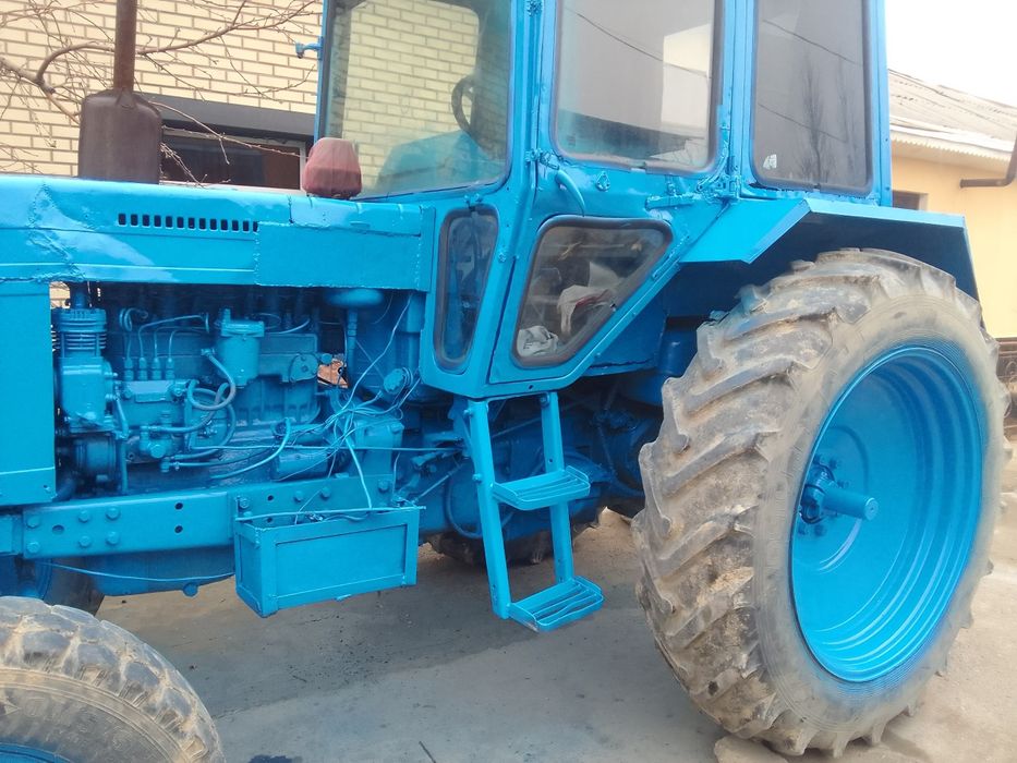 Belarus traktor sotiladi arzon narxda