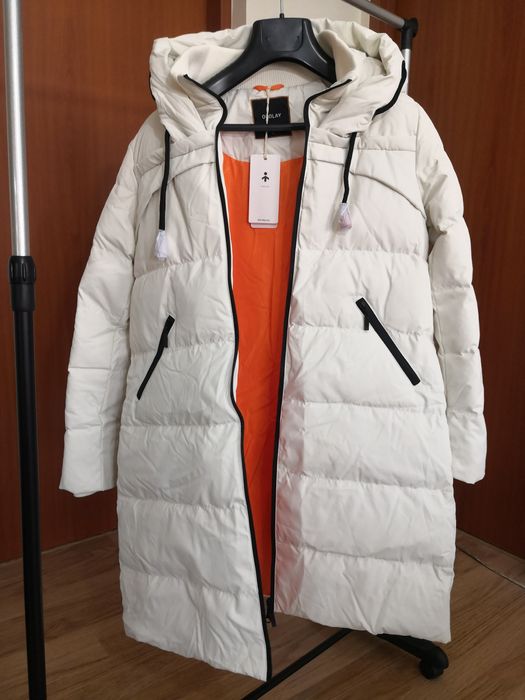 Geaca de damă ,culoare crem,mărimea L