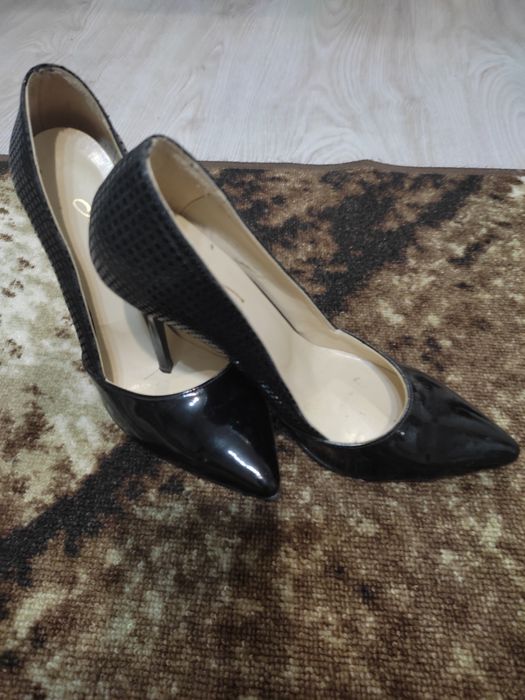 Дсмски Обувки черен лак