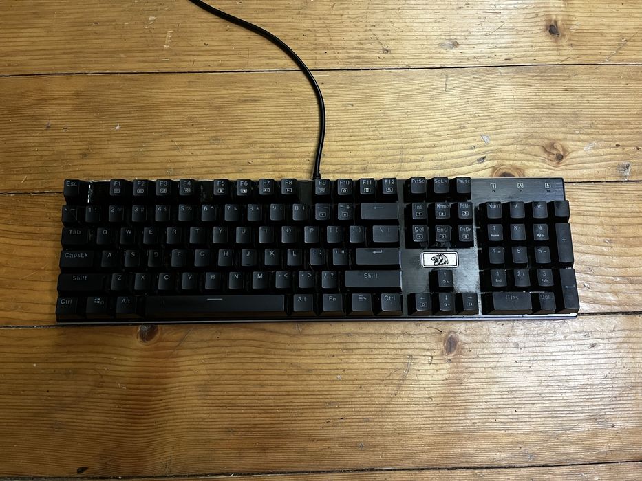Tastatura redragon k556 rgb wired