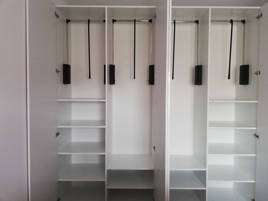 Vînd dormitor complet