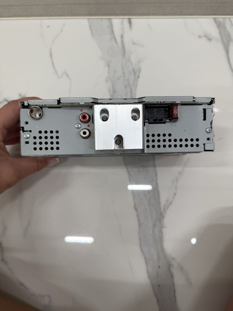 CD радио плейър Pioneer MVH-S100UBA
