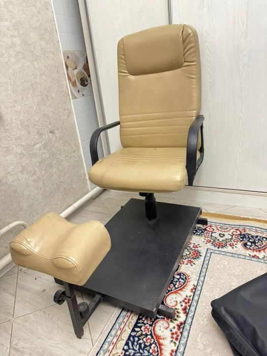 Стул для педикюра