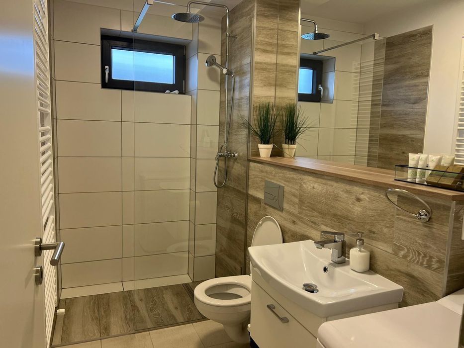 Inchiriez apartament Brasov