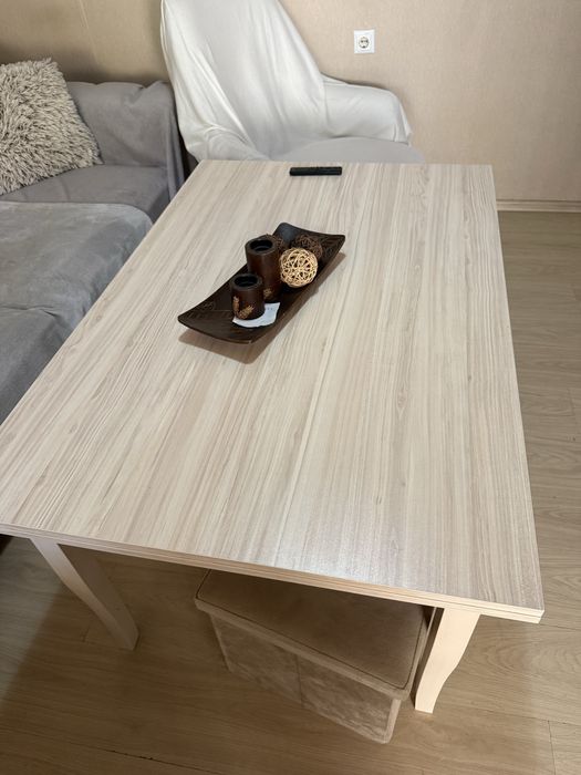 Разтегателна  маса цвят бяла хасиенда 80/60/120 разпъната 180