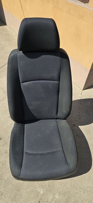 Vând scaun dreapta Mercedes Vito