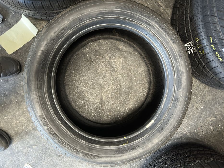275/45/18  michelin noii