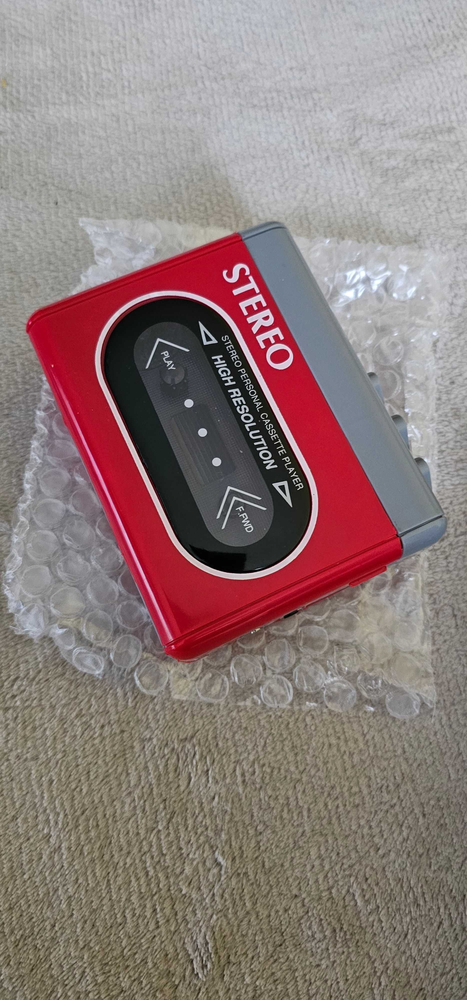 casetofon portabil walkman japonez cu casti  radio portabil
