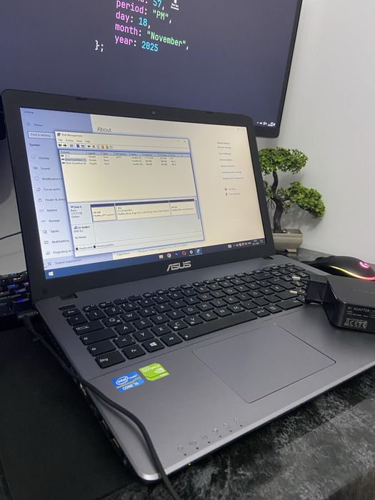 Laptop Asus X550C Intel I5 3337U 8GB SSD 120GB NVidia 720M