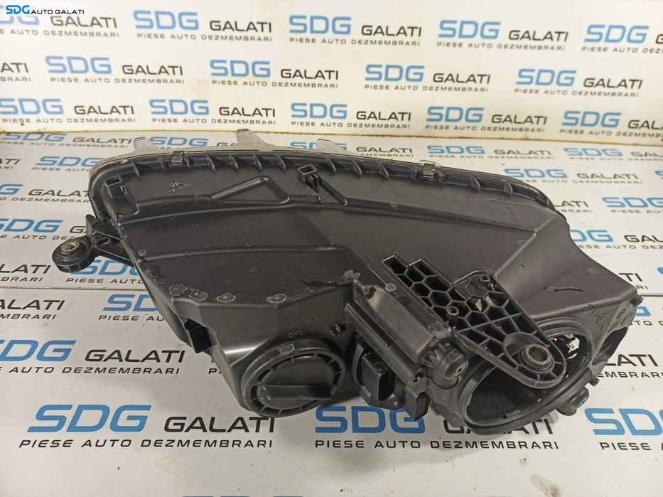 Far Stanga FARA Xenon Skoda Octavia 3 2013 - 2017 Cod 5E2941015 [L1077]