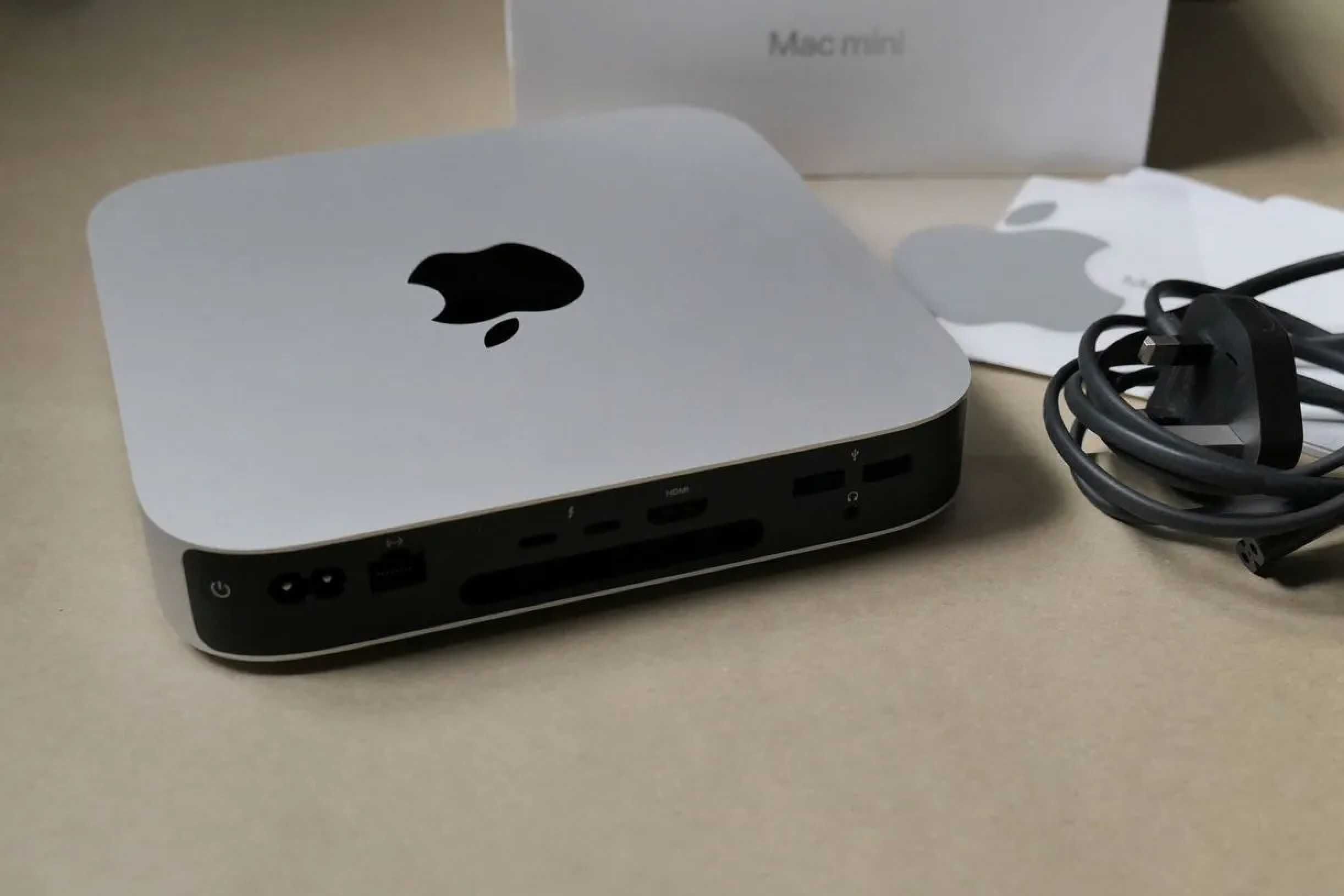 Mac Mini M2 8/256GB/Silver LLA 2024