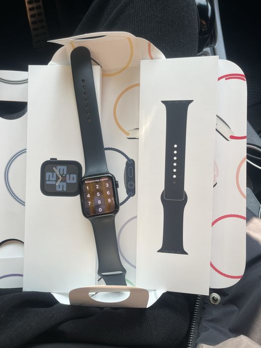 Смарт-часы Apple Watch SE GPS Gen.2  S/M 44 мм черный.