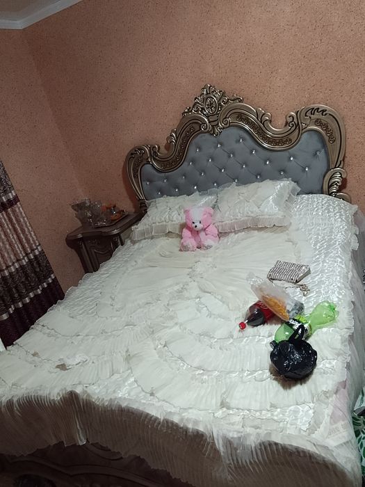 Mebel komplekt sotiladi. 1 oldin olingan. Yangi 1 yil bolgan.