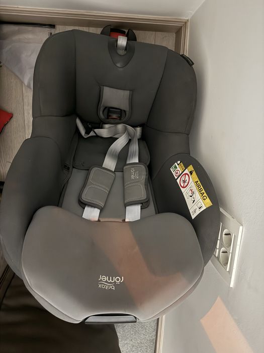 Scaun masina Britax Romer sict inside