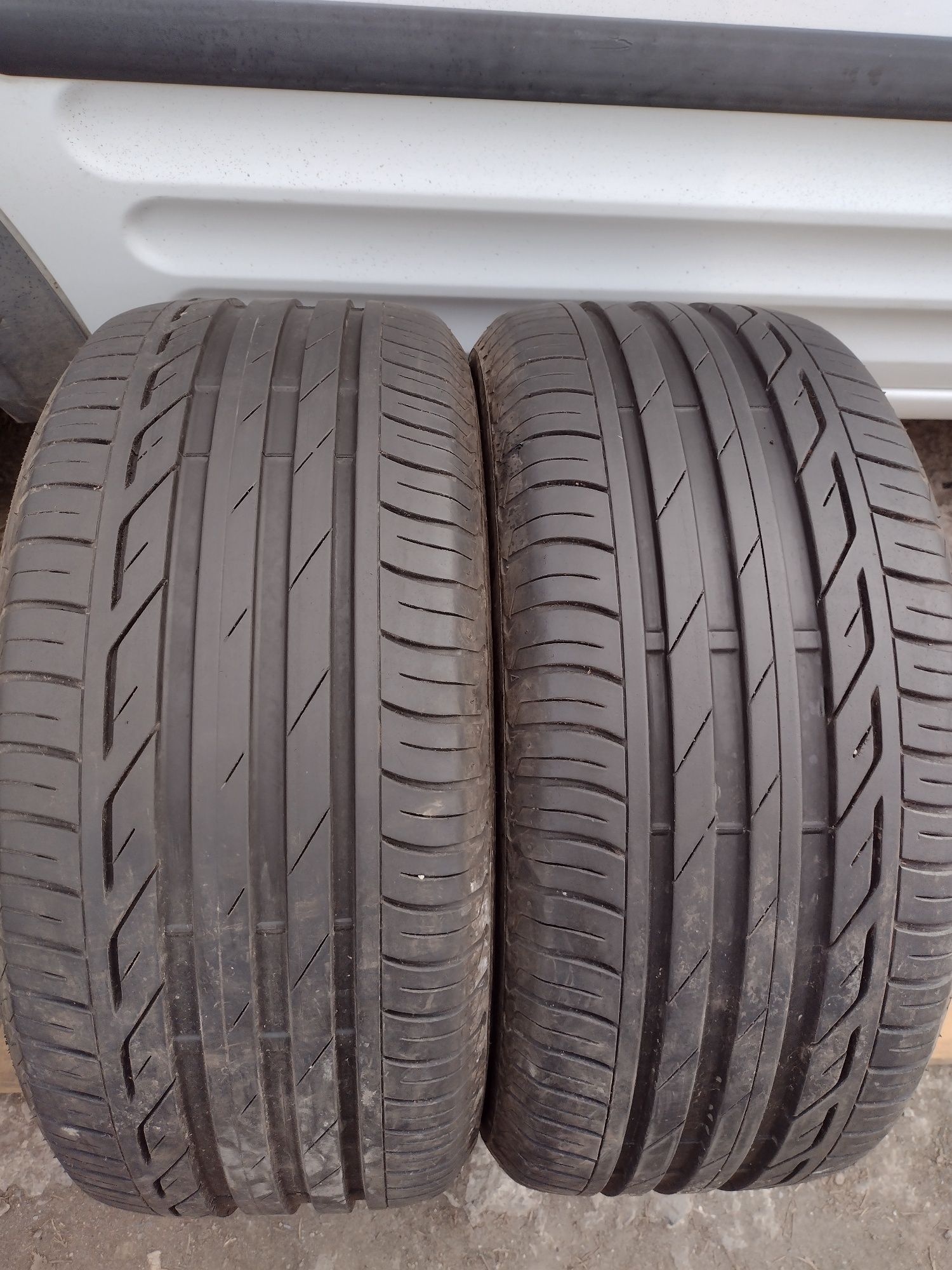 Топ състояние 2бр.225/50/16 Bridgestone T001 dot1015