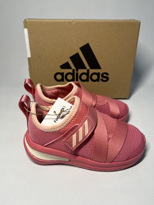 Маратонки Adidas