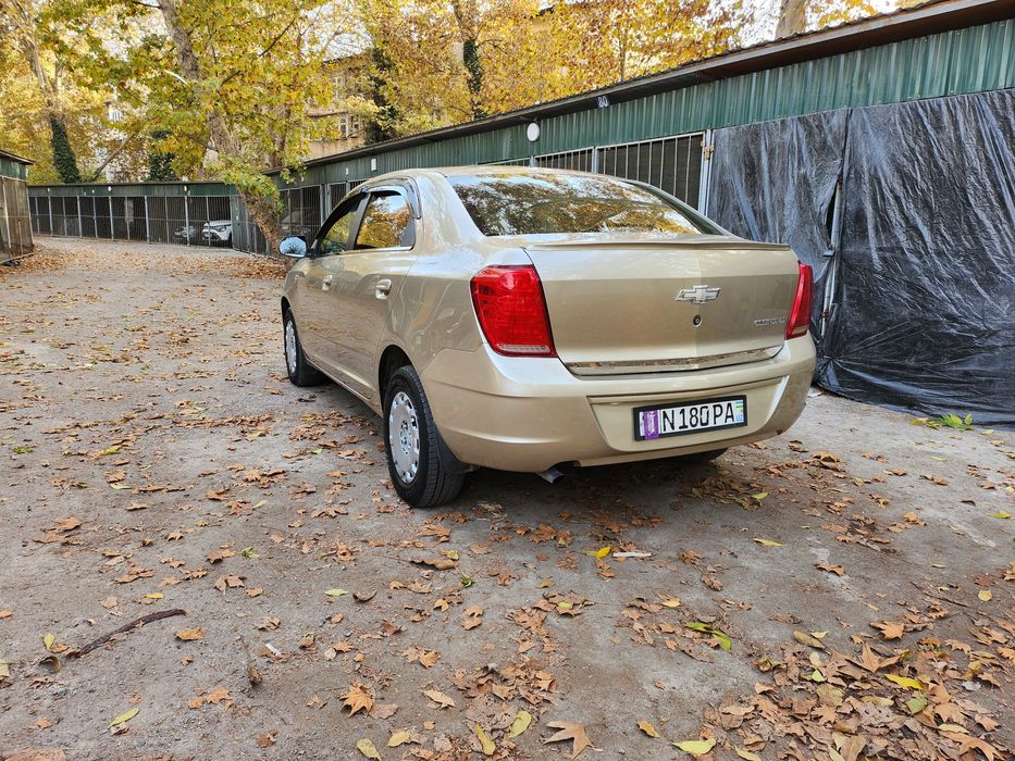 Срочно НЕ дорого Кобальт-2014г. Поз-2. Метан. НЕ битый НЕ гнилой.