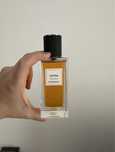 Vand parfum scump
