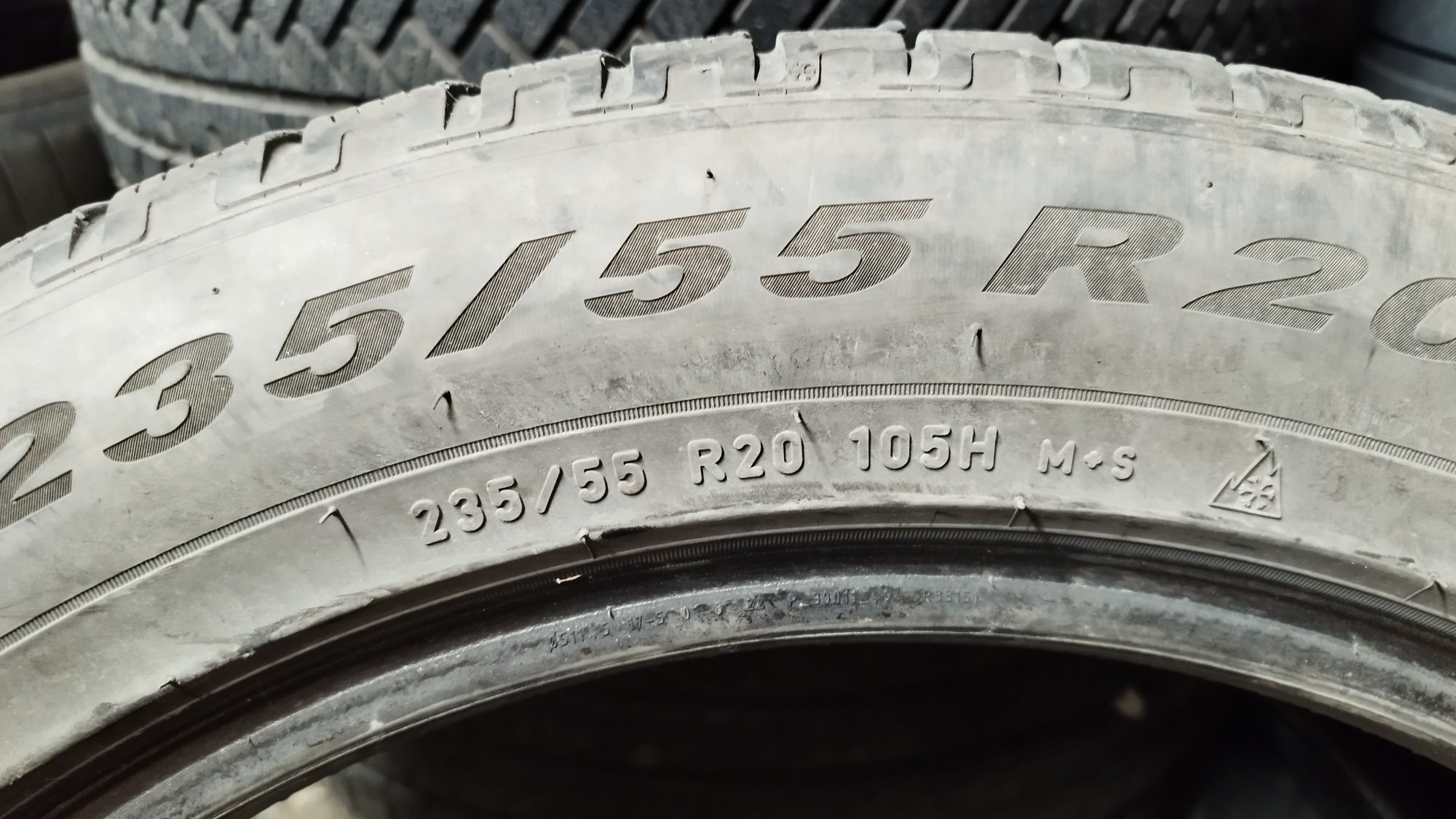 Pirelli 235/55/20