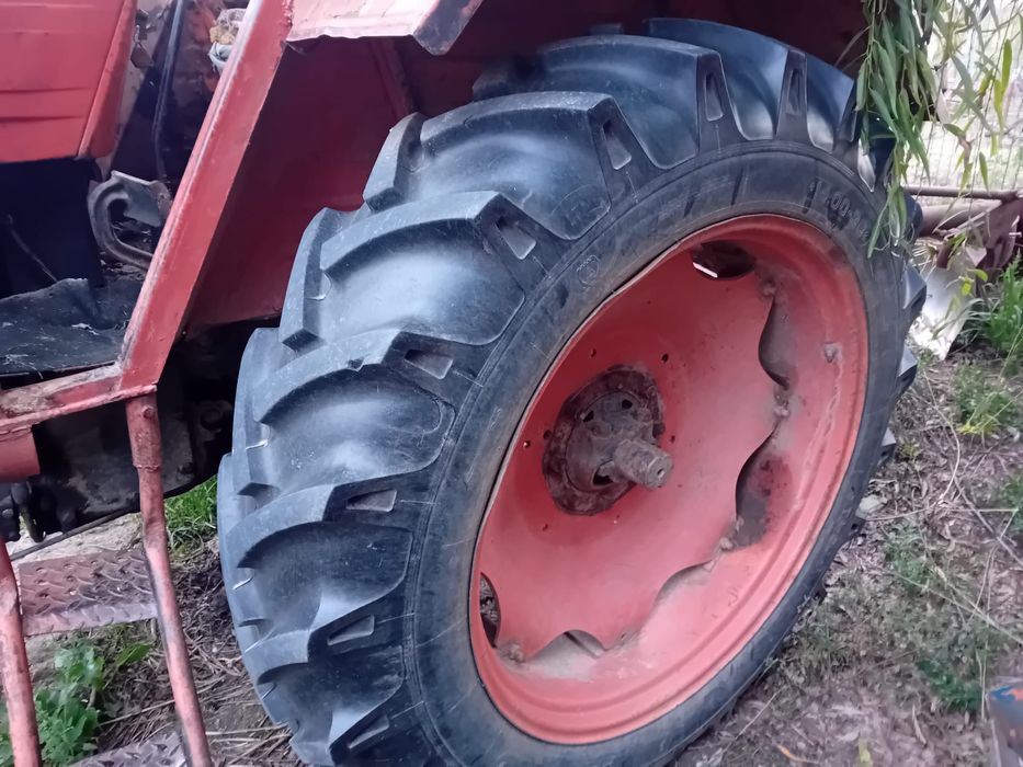 Vand tractor universal 650 original de fabrica