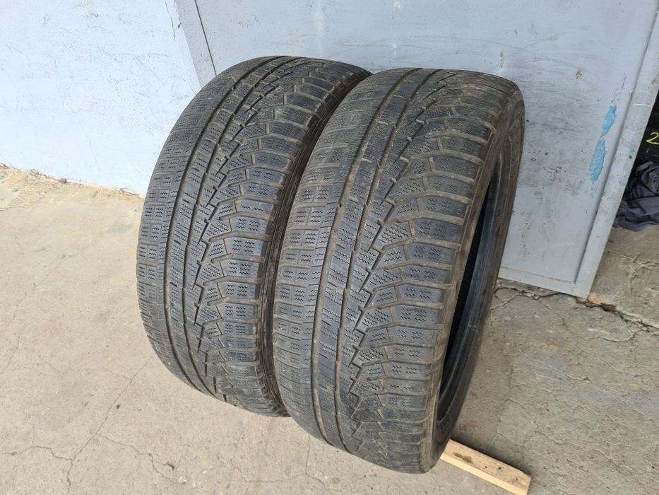 2 бр. зимни гуми 235/55/17 Hankook 4 mm DOT 3118