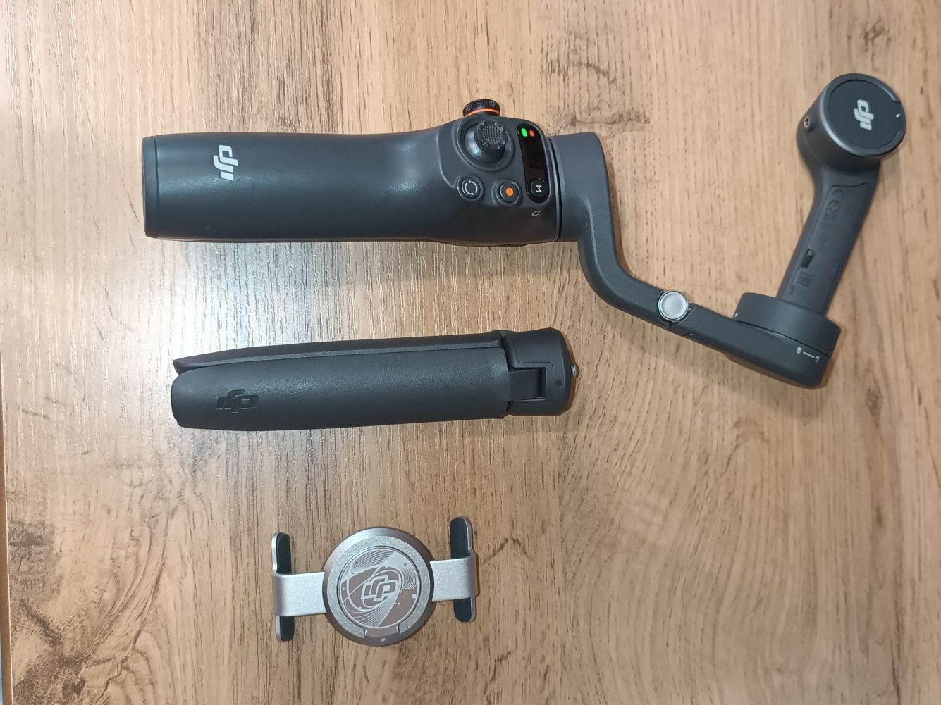 DJI osmo mobile 6