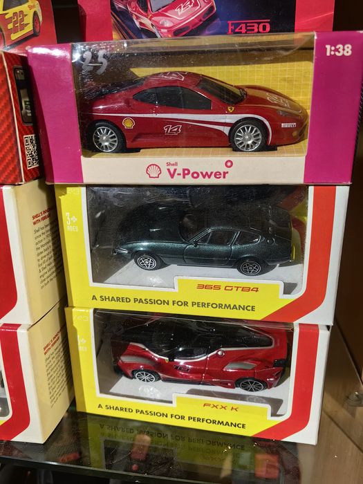 Детски колички и мотори "Shell" Bburago