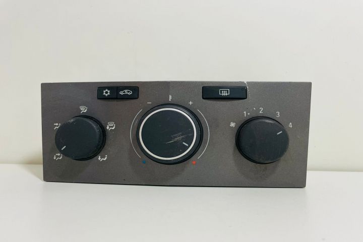 Panou comanda AC Opel Astra H