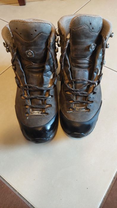 Ghete iarnă Lowa  mărimea 39