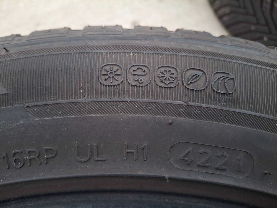 2бр. всесезонни гуми 205/55/16 Hankook DOT 4221