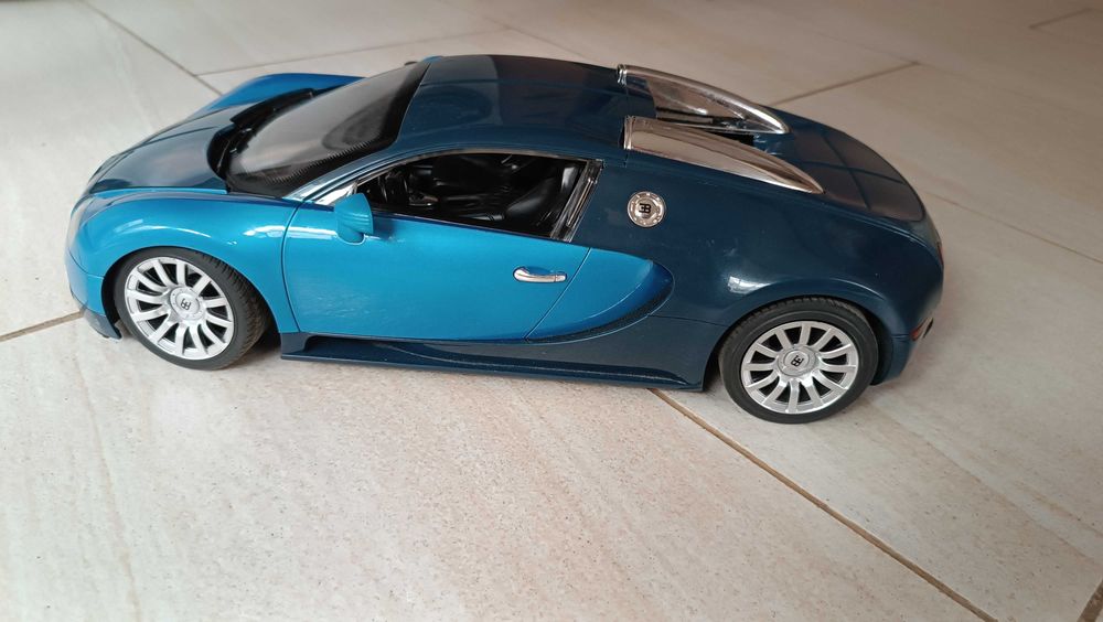 Кола бугати Bugatti с дистанционно управление