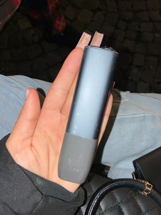 iqos iluma, nou albastru