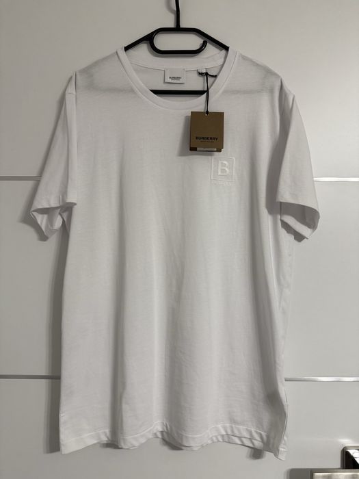 Tricou BURBERRY (Mărimea L)