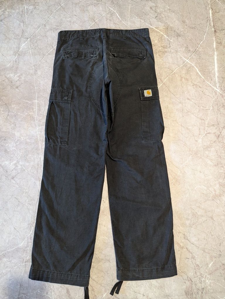 Cargo панталони carhartt