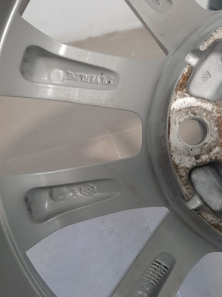Janta Renault Megane + anvelopa 205 55 16 Goodyear dot 2020