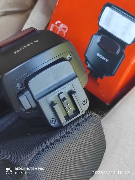 Sony а200. А-mout със светкавица HVL F36-AM
