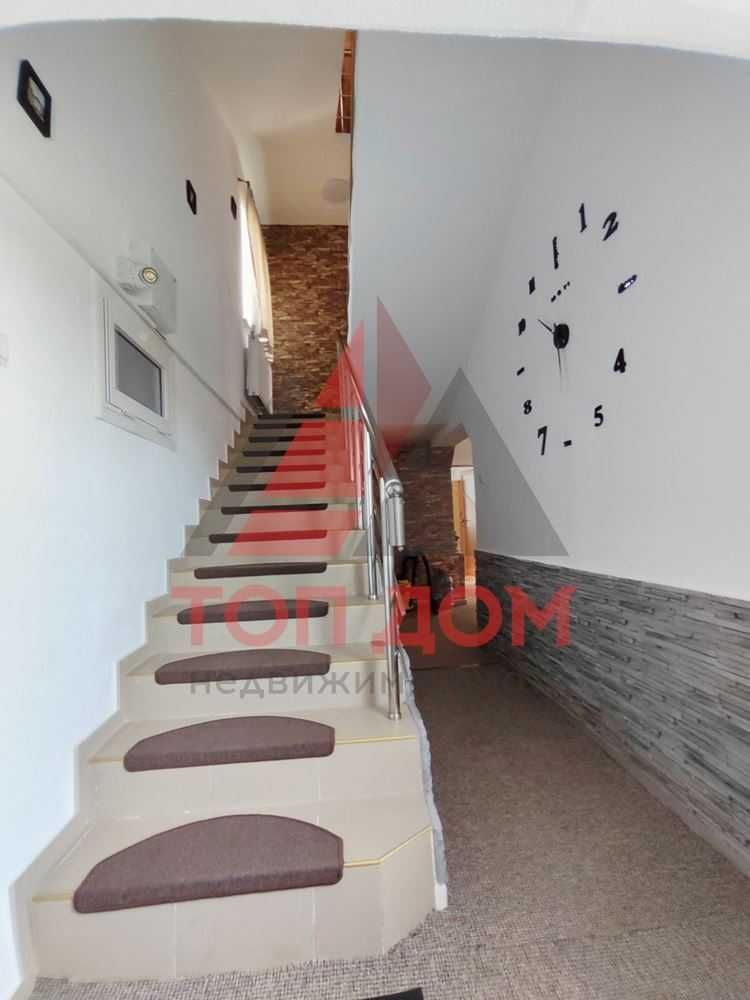 Продава се Къща в с. Оброчище, Област Добрич - 240 кв.м за 730 €/кв.м - Снимка #3