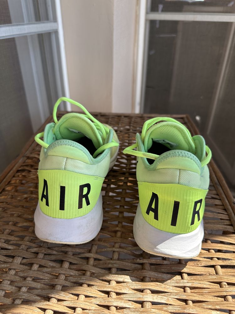Оригинални маратонки NIKE AIR