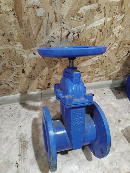 Продам кран в наличии.