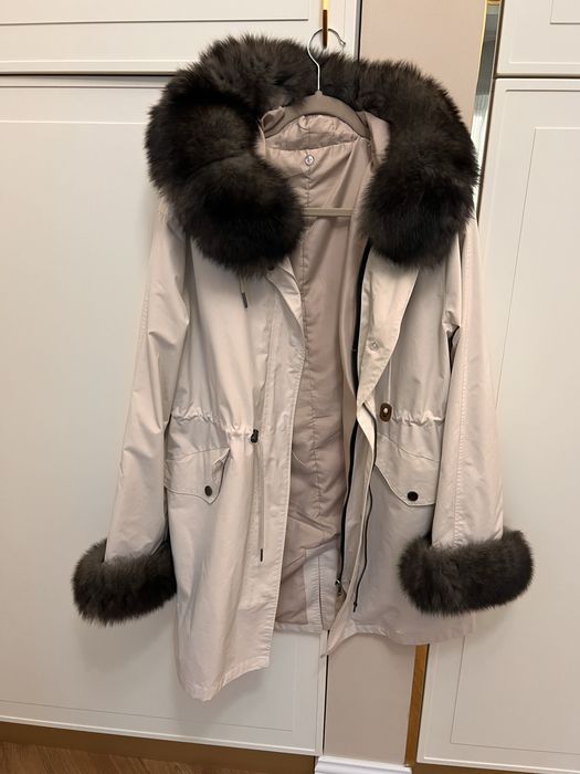 Geaca Parka cu blana de vulpe polara