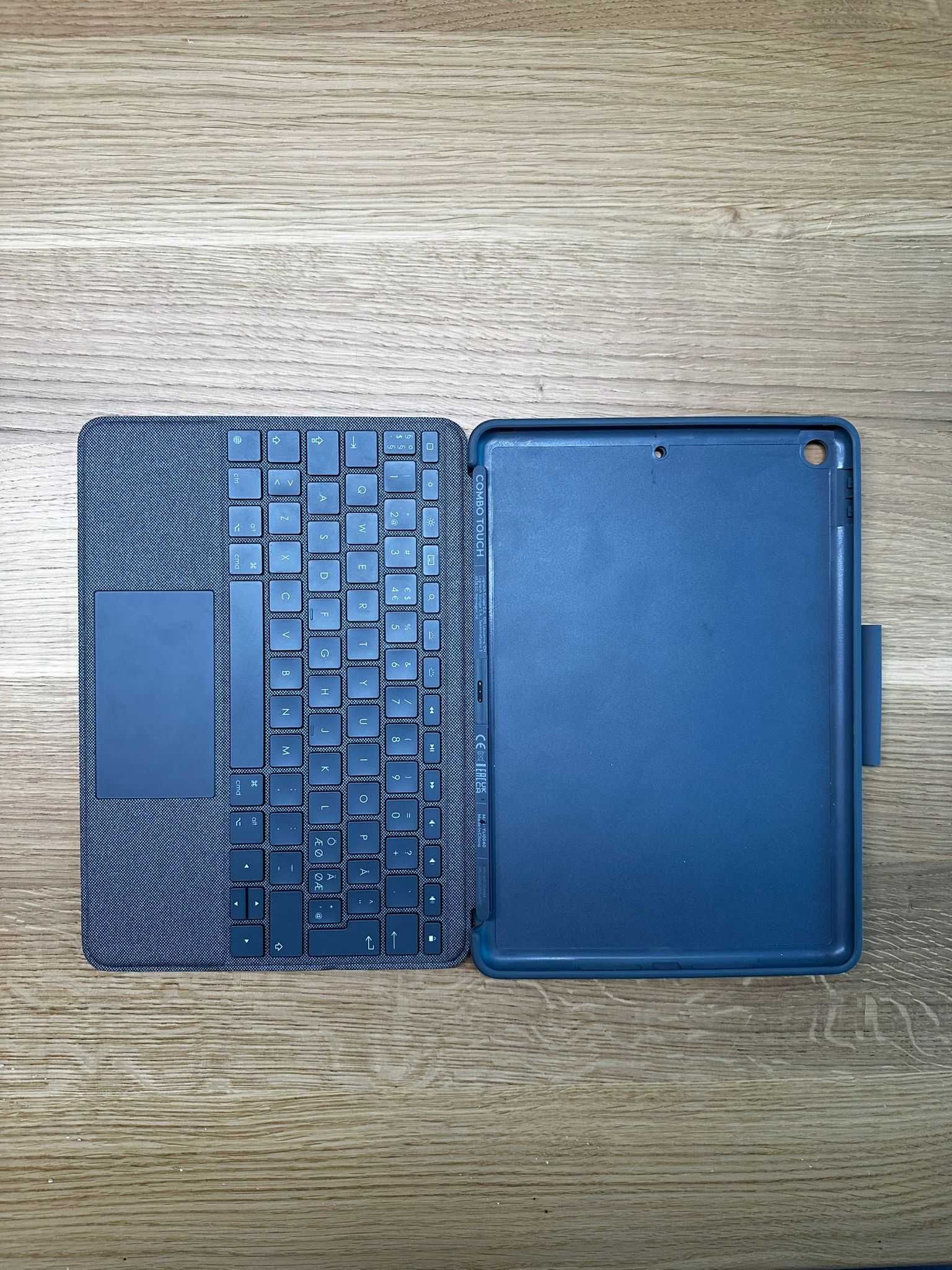 Husa Ipad 7 8 9 Logitech Combo Touch Tastatura+Pad