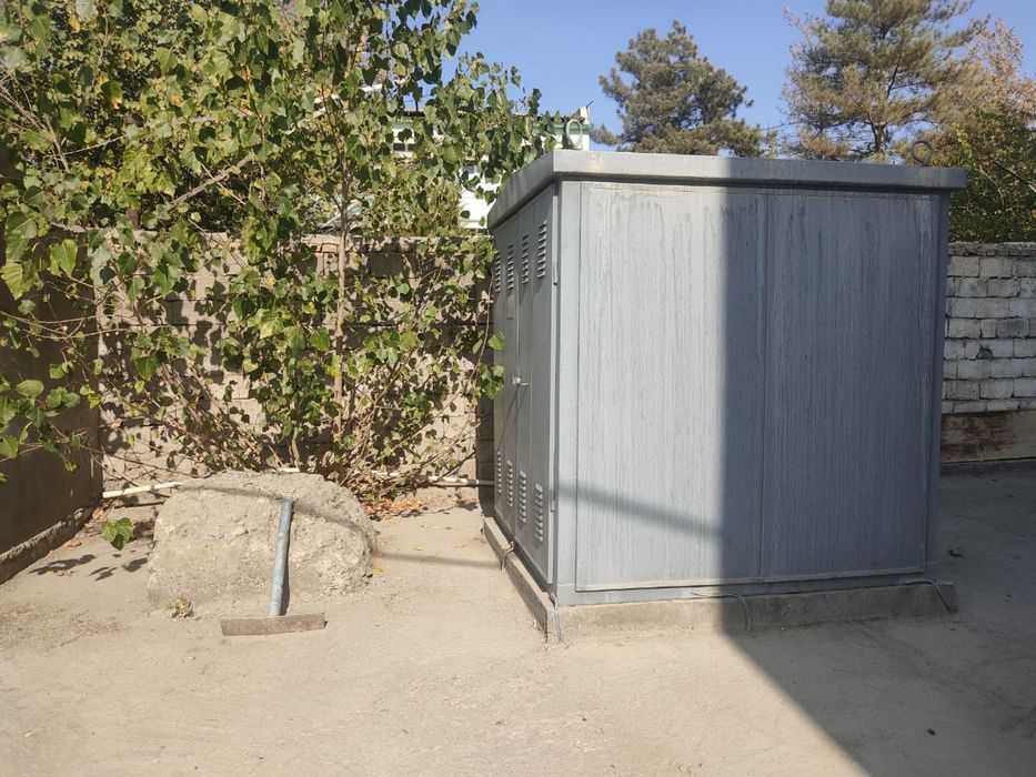 Продаётся производственная территория с 3-х этажным зданием!