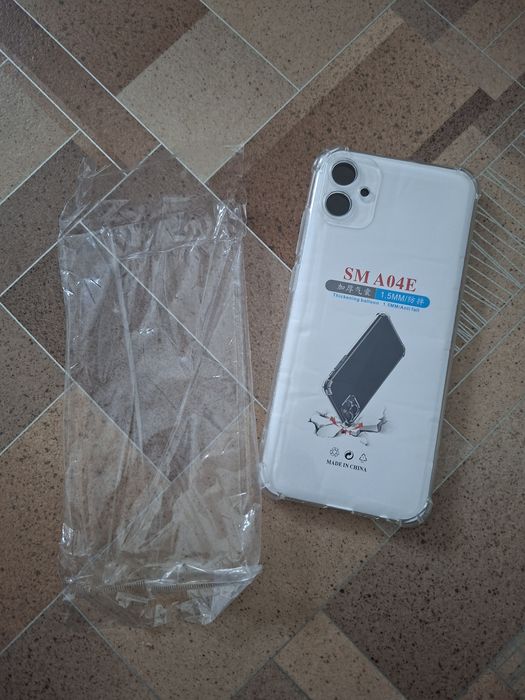 Чехол на самсунг а04е новый