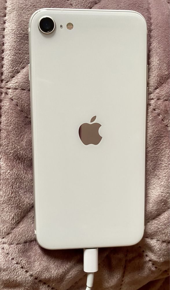 Iphone SE 2020 бял