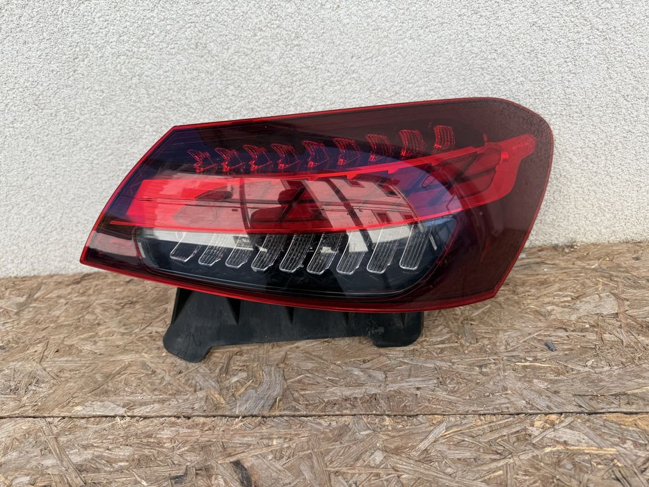 Stop dreapta aripa tripla lamapa Mercedes E Class W213 Facelift LED