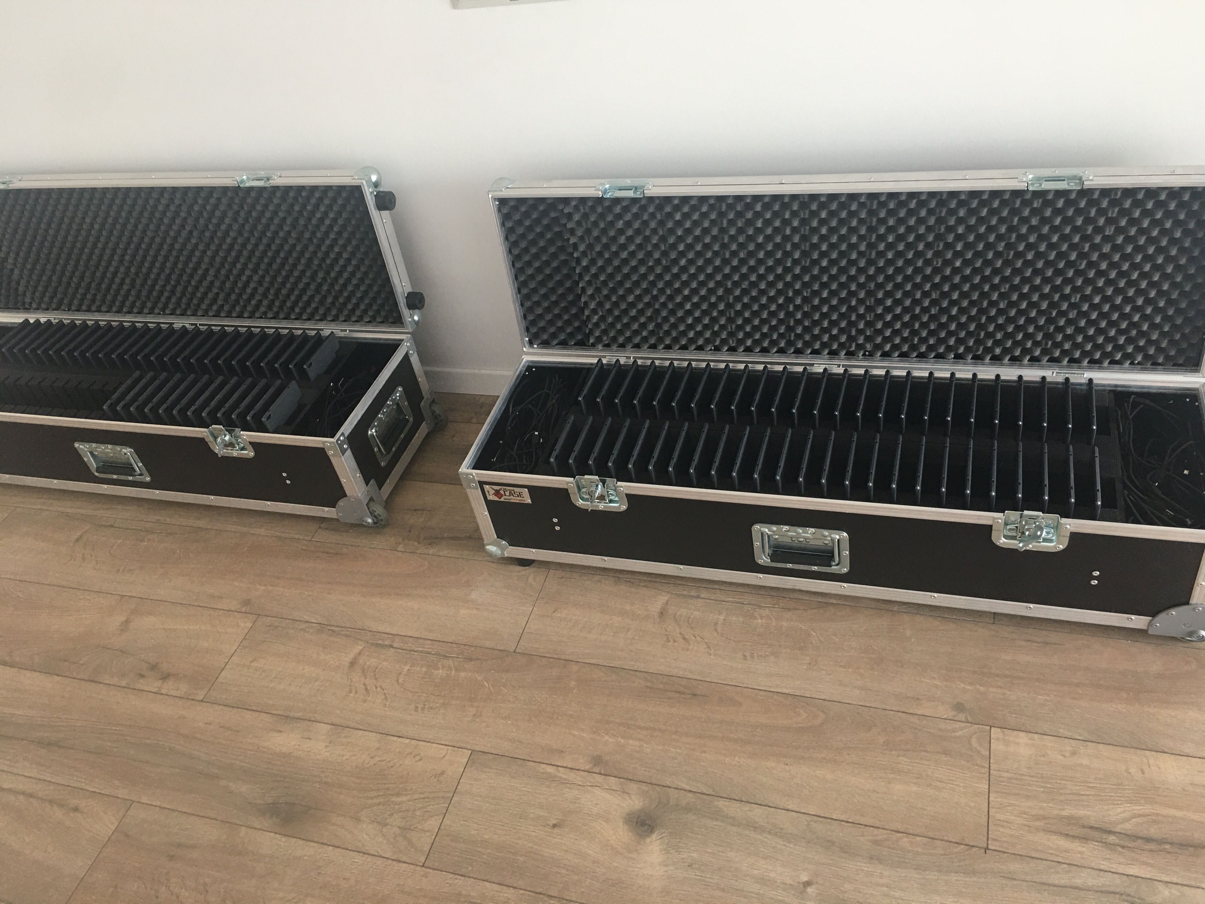 2 buc Flightcase Xtreme Case