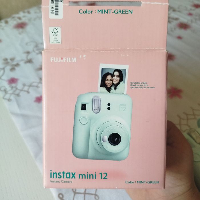 instax mini 12 camera