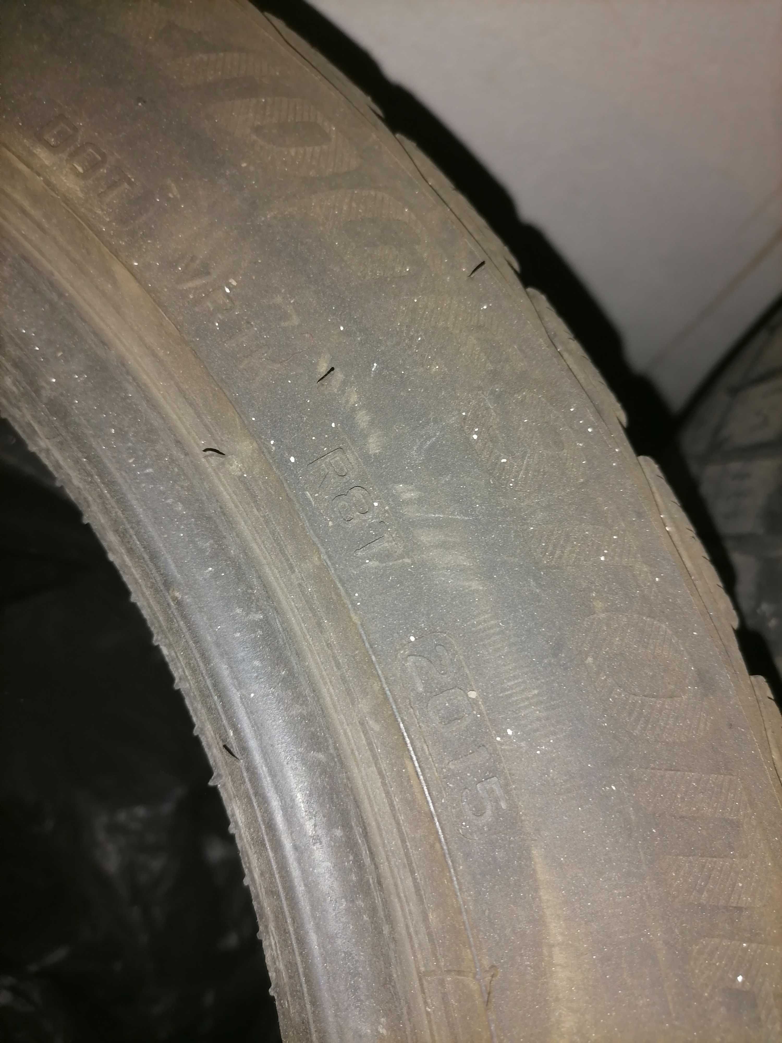 Зимни гуми goodyear 245 45 18 бмв